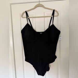 Old Navy Black textured Bathing Suit XXL